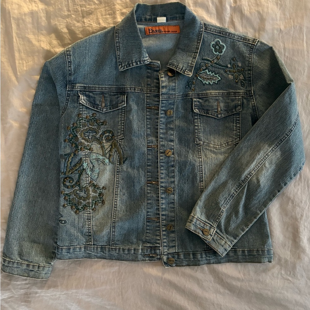 Daniel Original Design Jean Jacket Flower Embroidered XL Women